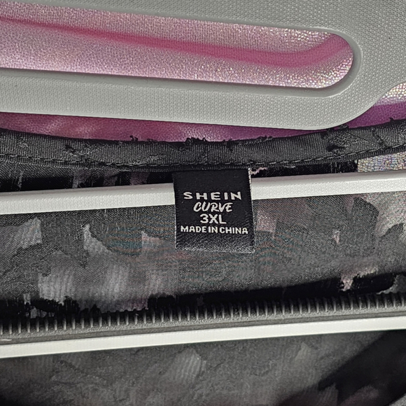 SHEIN Blush Pink & Black Contrast Eyelet Lace Flounce Sleeve Blouse Size 3XL - Picture 11 of 15